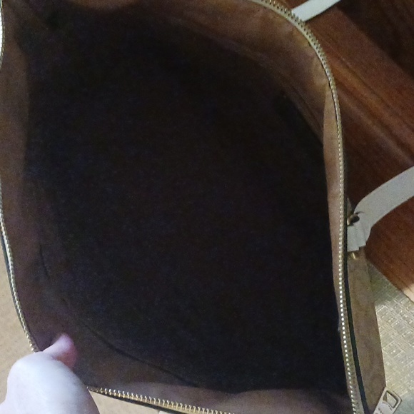 Coach tote and wallet immaculate set !! 💕 - Picture 6 of 8